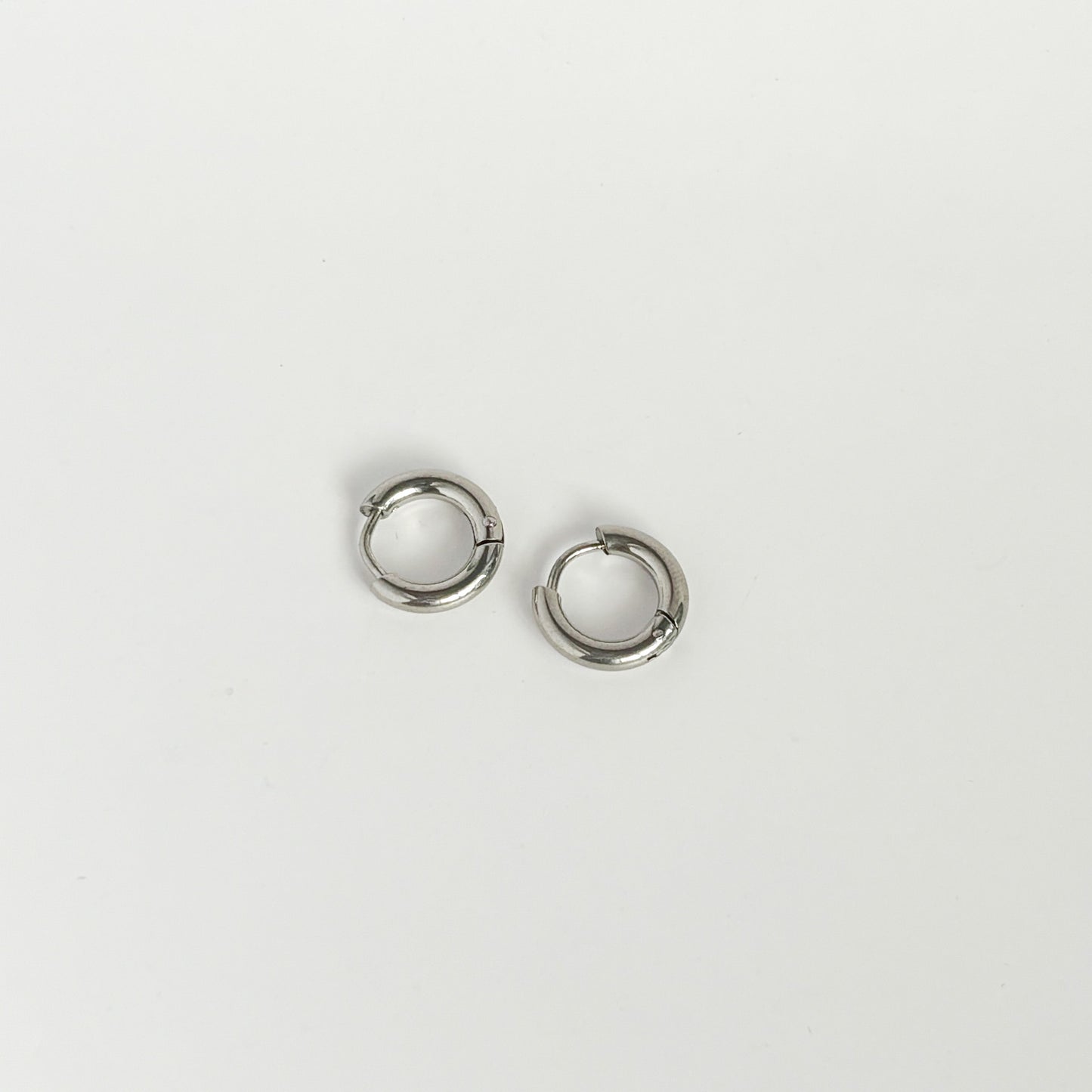 Mid Silver Hoops