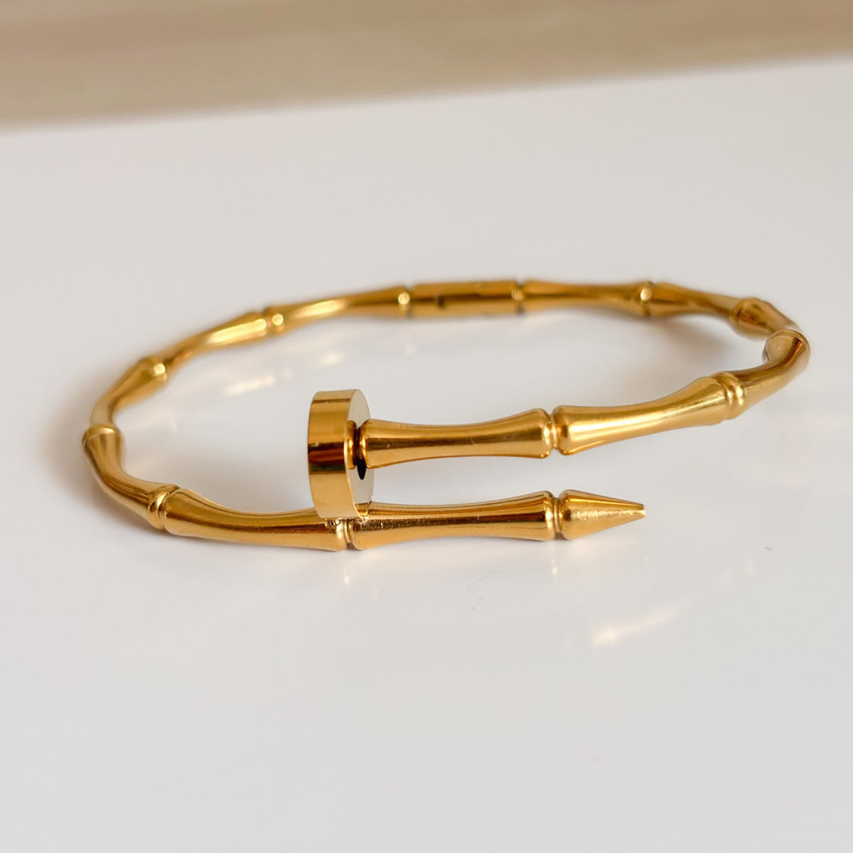Brazalete Tubo de Bambú Titanio