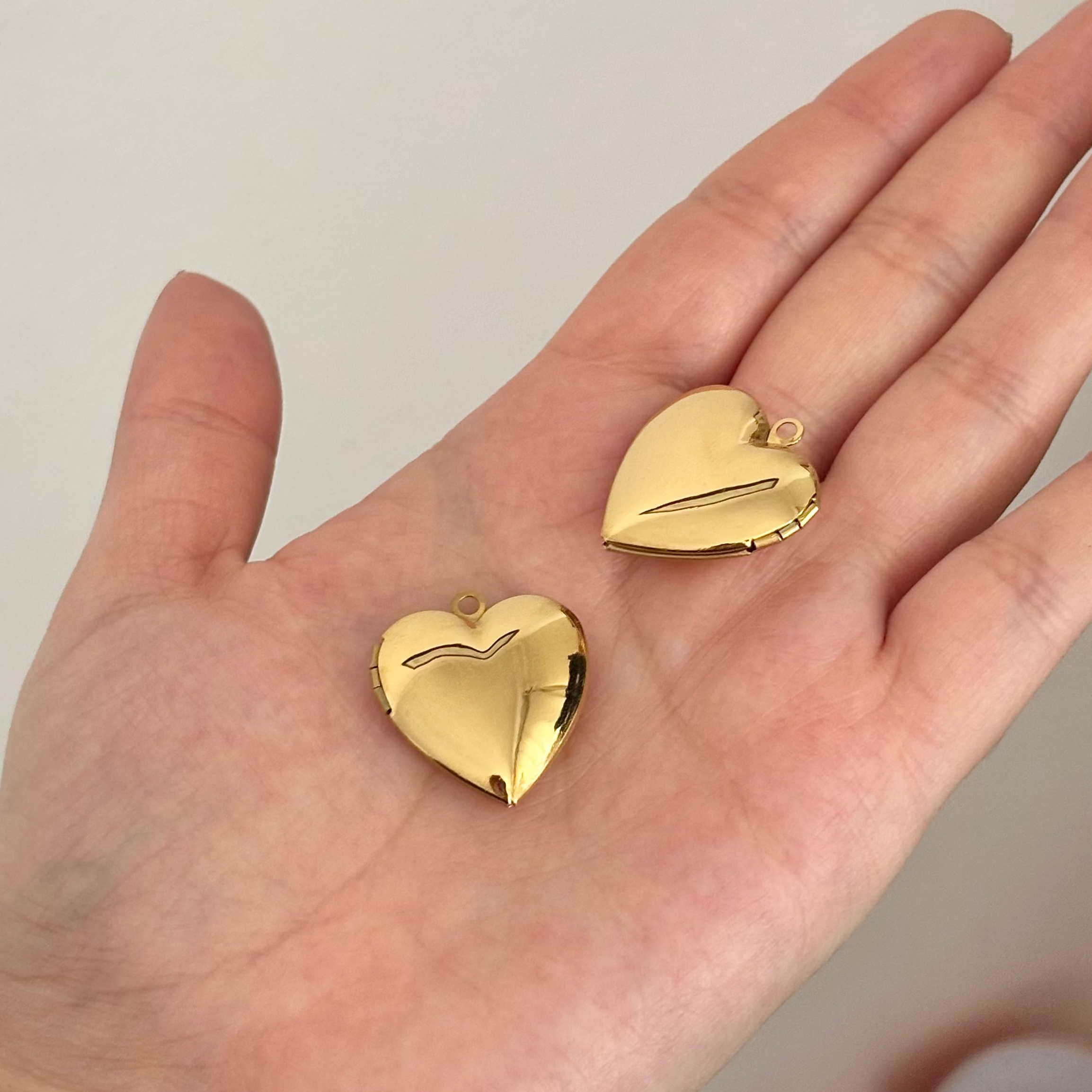 Collar Relicario Dorado