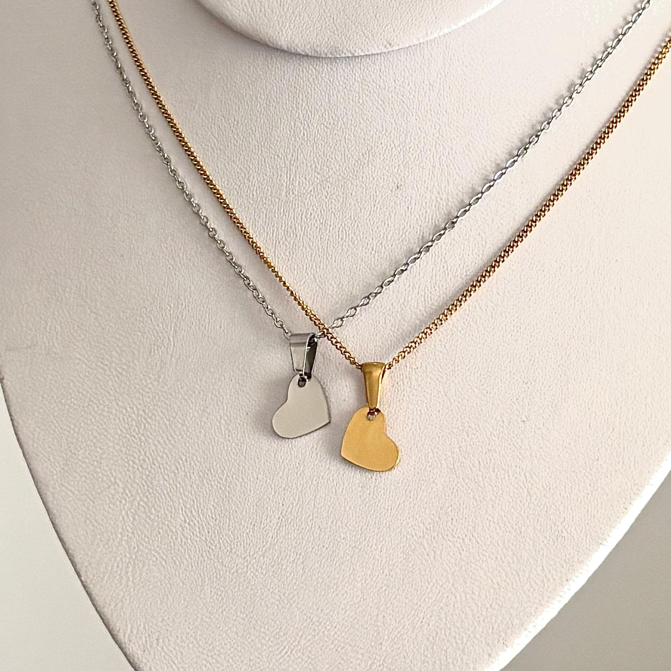 Collar Placa Mini Corazón