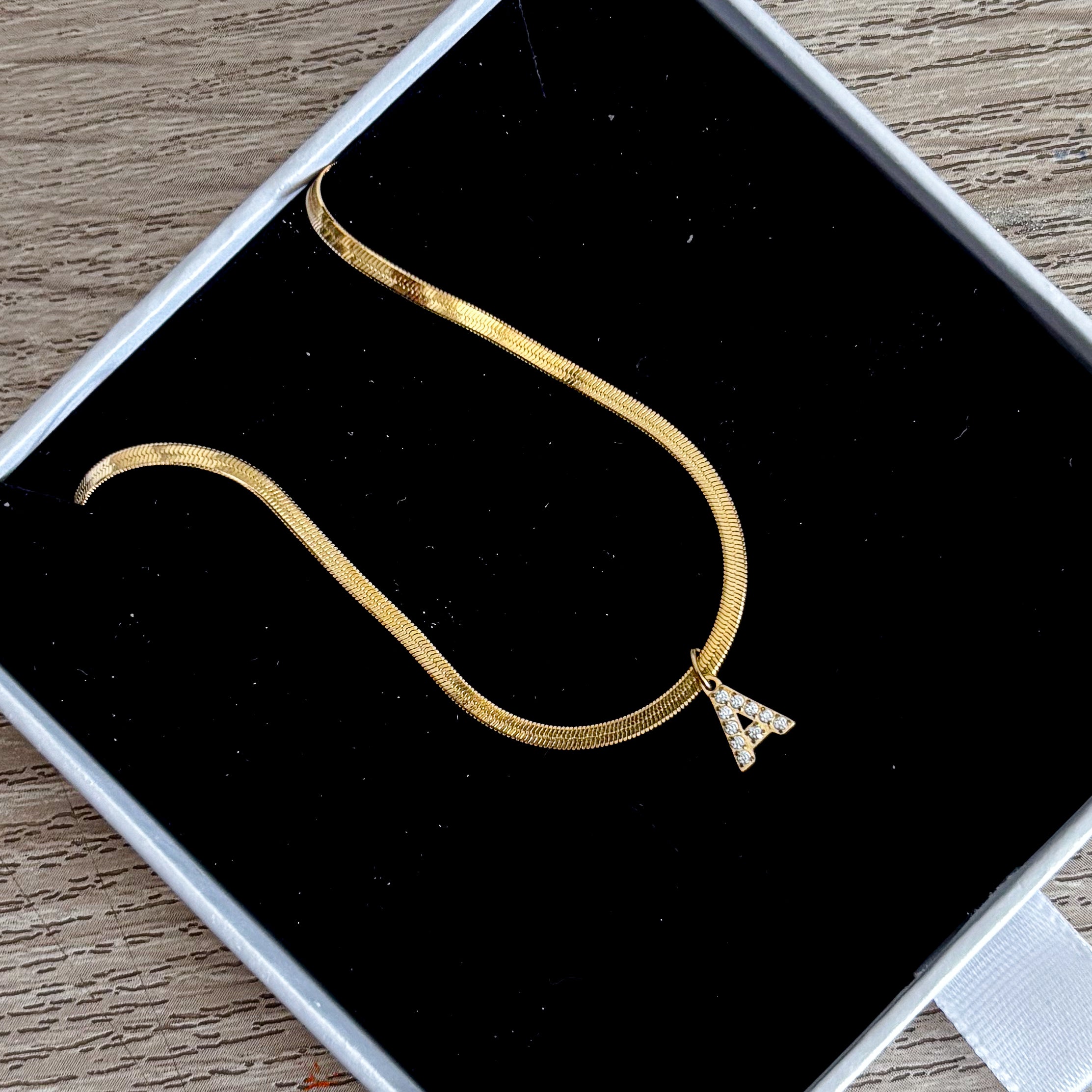 Collar Inicial Stella