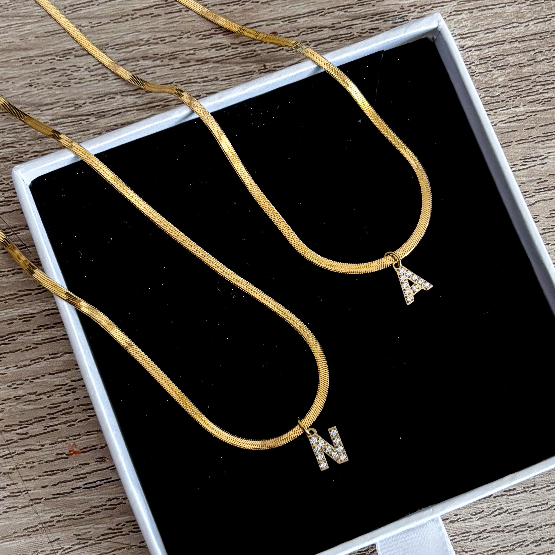 Collar Inicial Stella