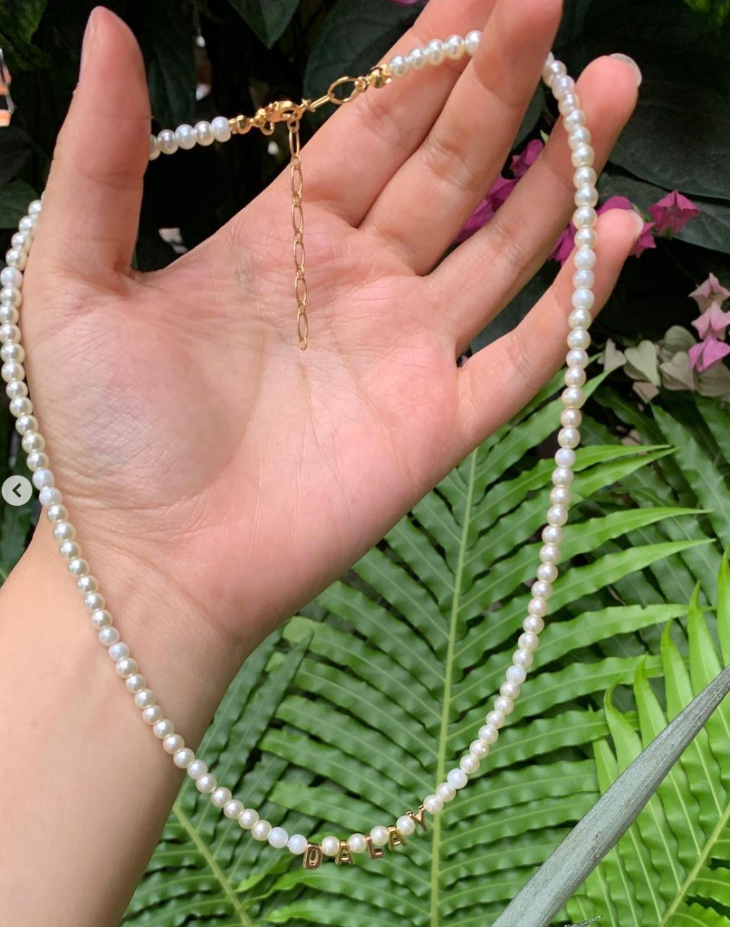 Collar de Perlas con Nombre